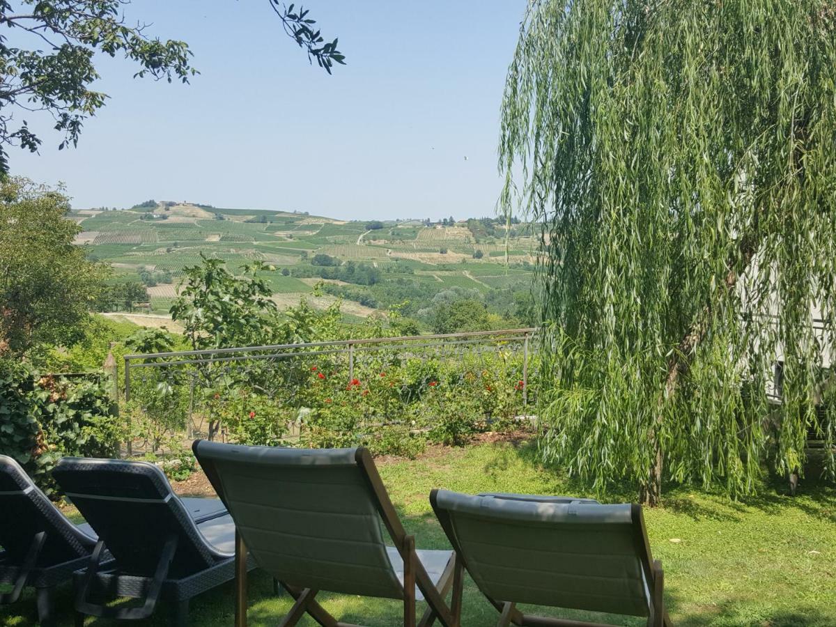 Bed and Breakfast La Terrazza Sui Vigneti-Rovescala San Damiano al Colle Exterior foto